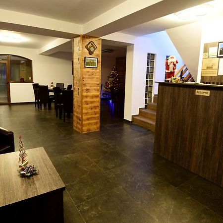 Casa Raisa Ξενοδοχείο Buşteni Εξωτερικό φωτογραφία