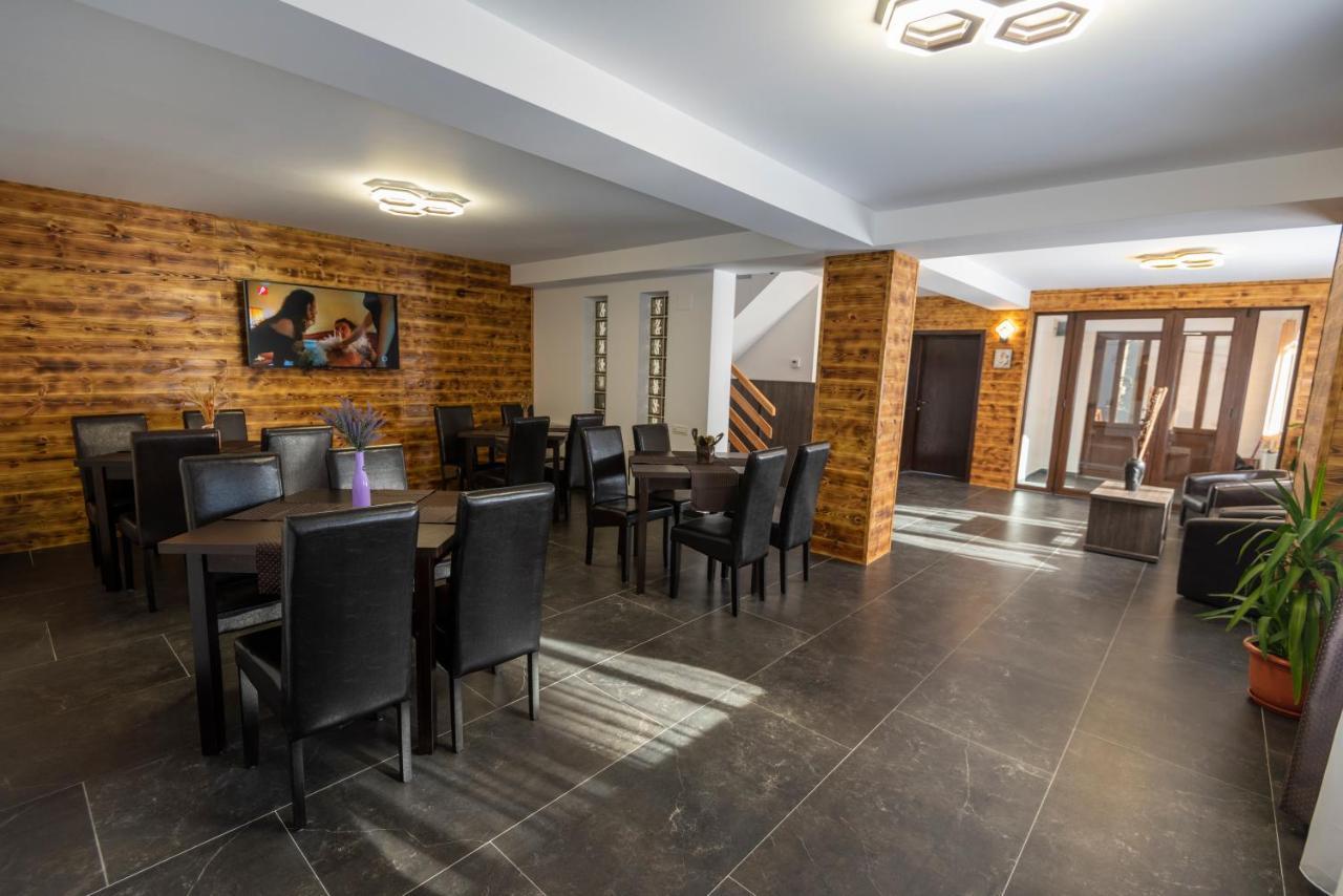 Casa Raisa Ξενοδοχείο Buşteni Εξωτερικό φωτογραφία