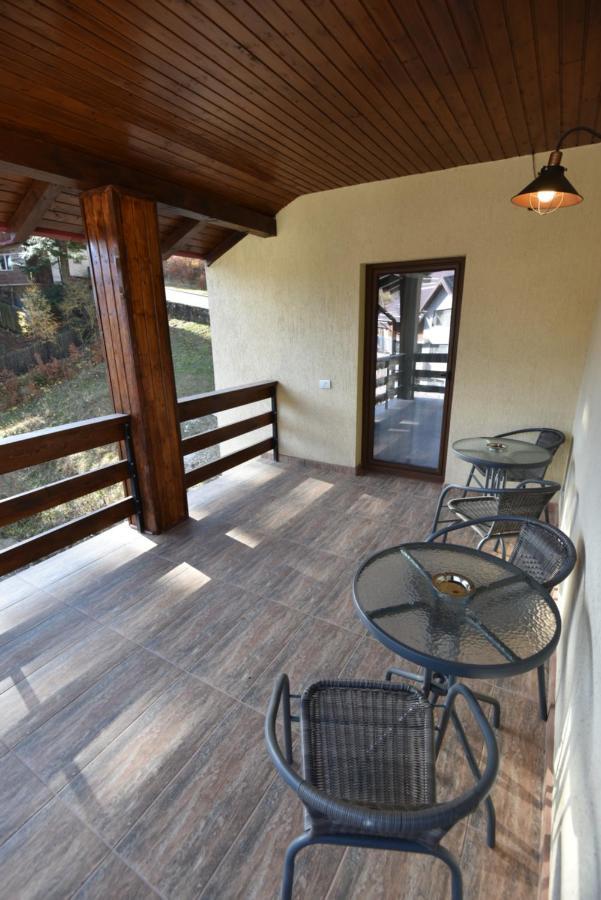 Casa Raisa Ξενοδοχείο Buşteni Εξωτερικό φωτογραφία